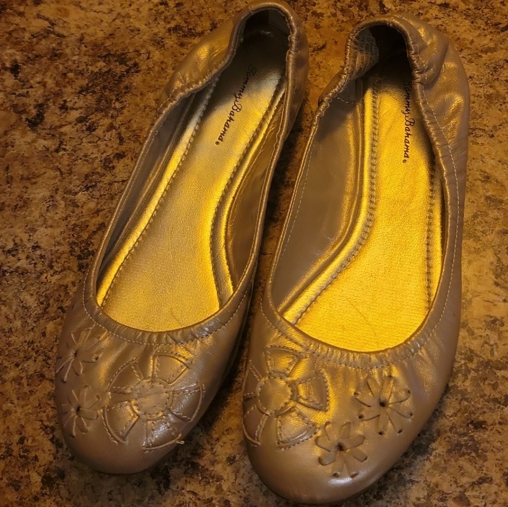 Womans Tommy Bahamas Gold Ballerina Flats Shoes Sz 8 M